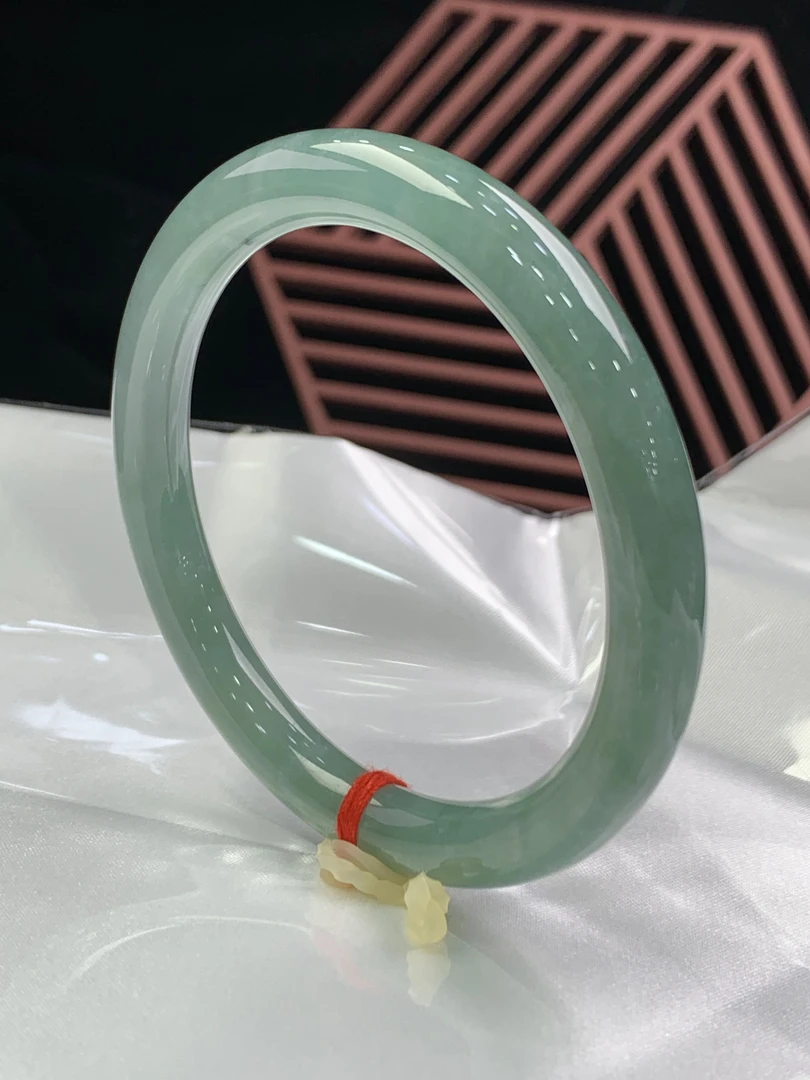 天然缅甸翡翠手镯A货油青圆条尺寸57*8.8正宗缅甸玉镯