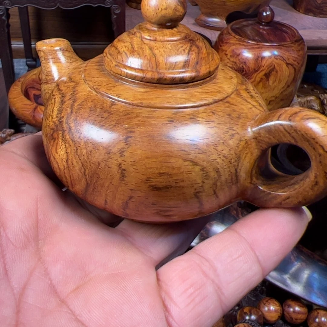 【闪购商品】黄花梨/降香黄檀山**月