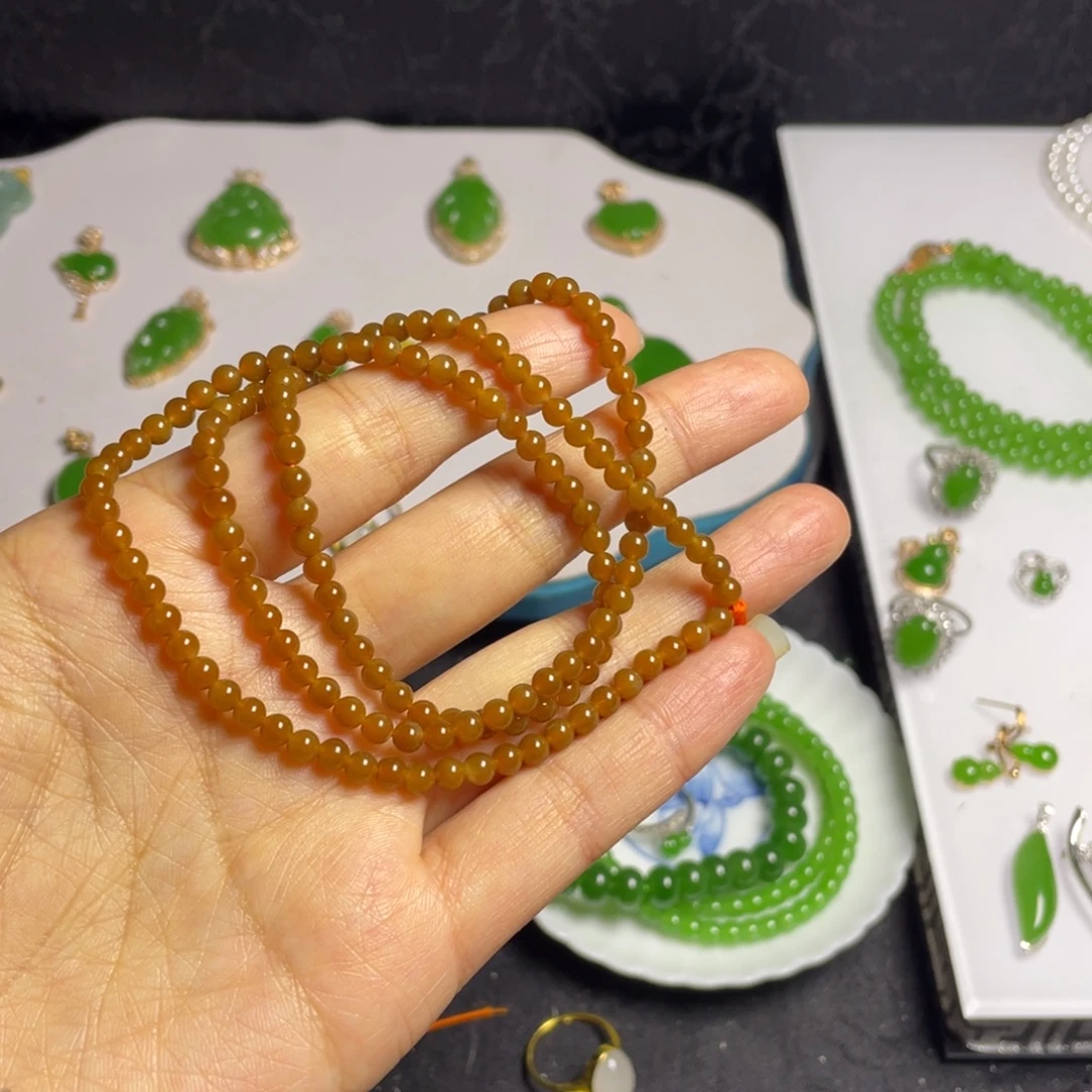 和田玉未镶嵌手串