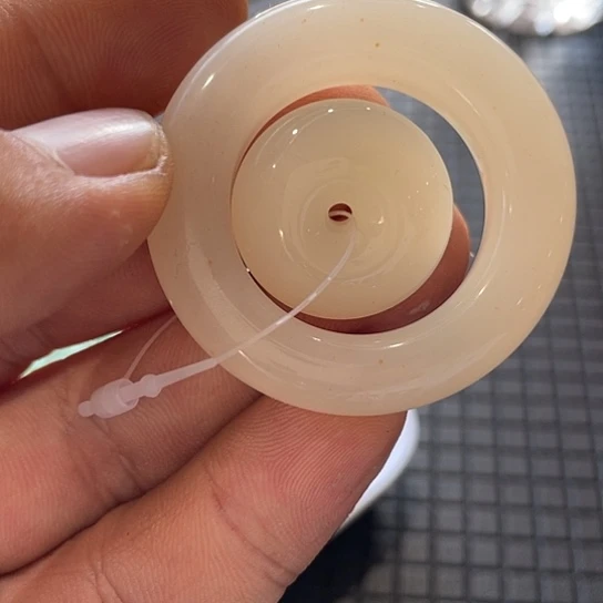 石英质玉（非洲翠）合金颈饰