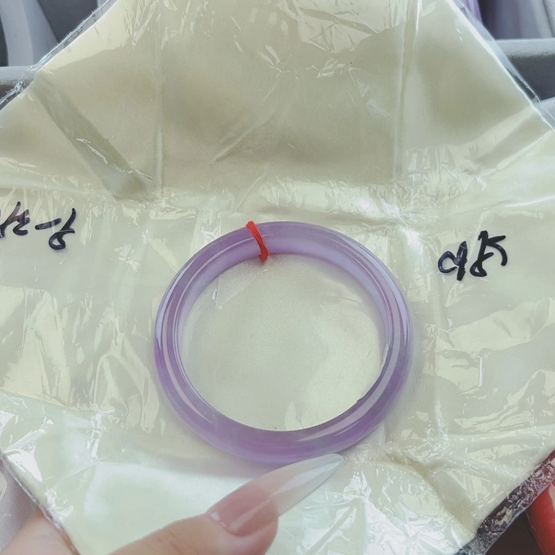 翡翠手镯未镶嵌微包容208