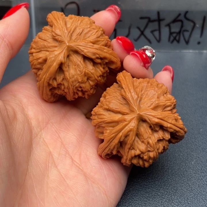 麟***麟吊坠文玩核桃白狮子