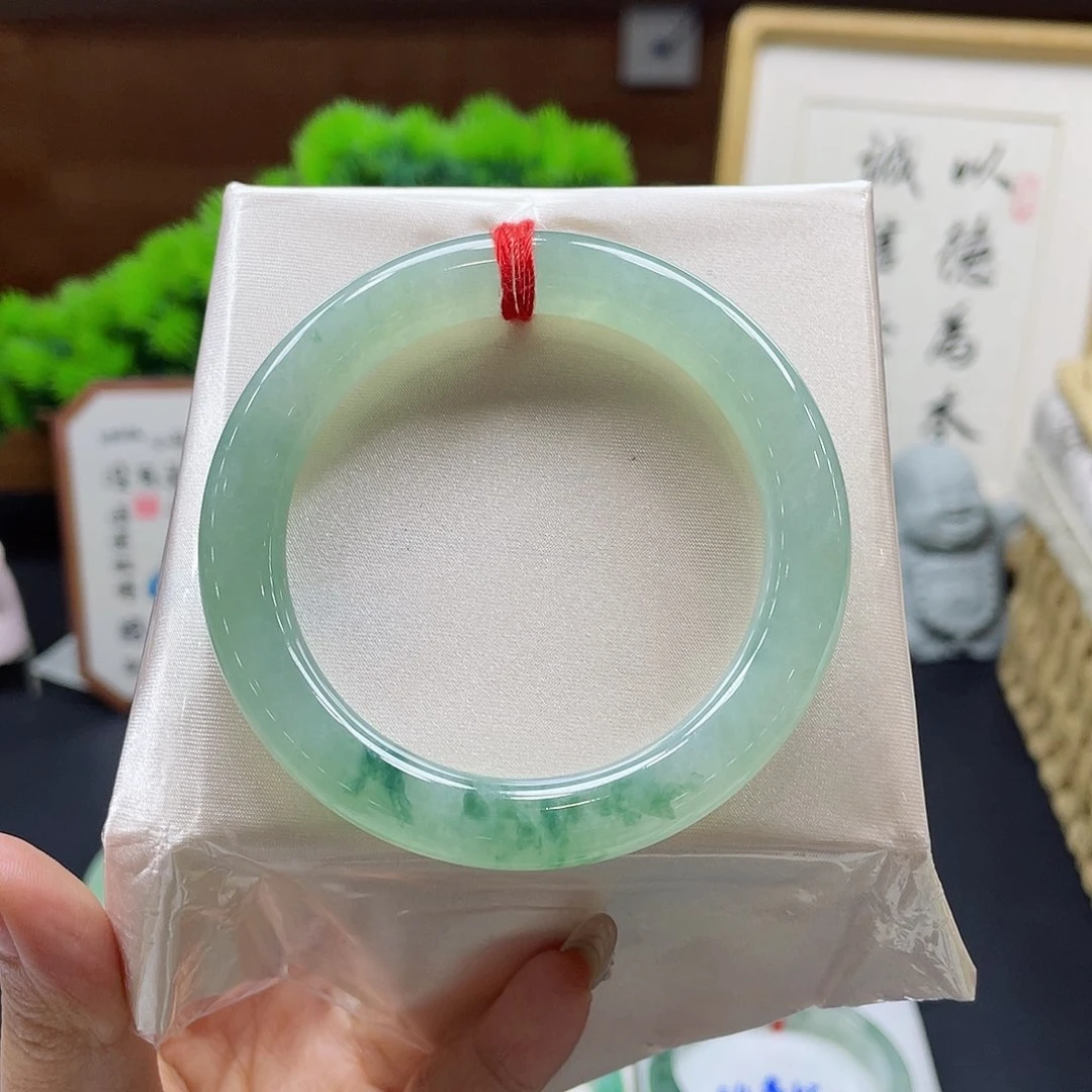 翡翠手镯未镶嵌42 号链接