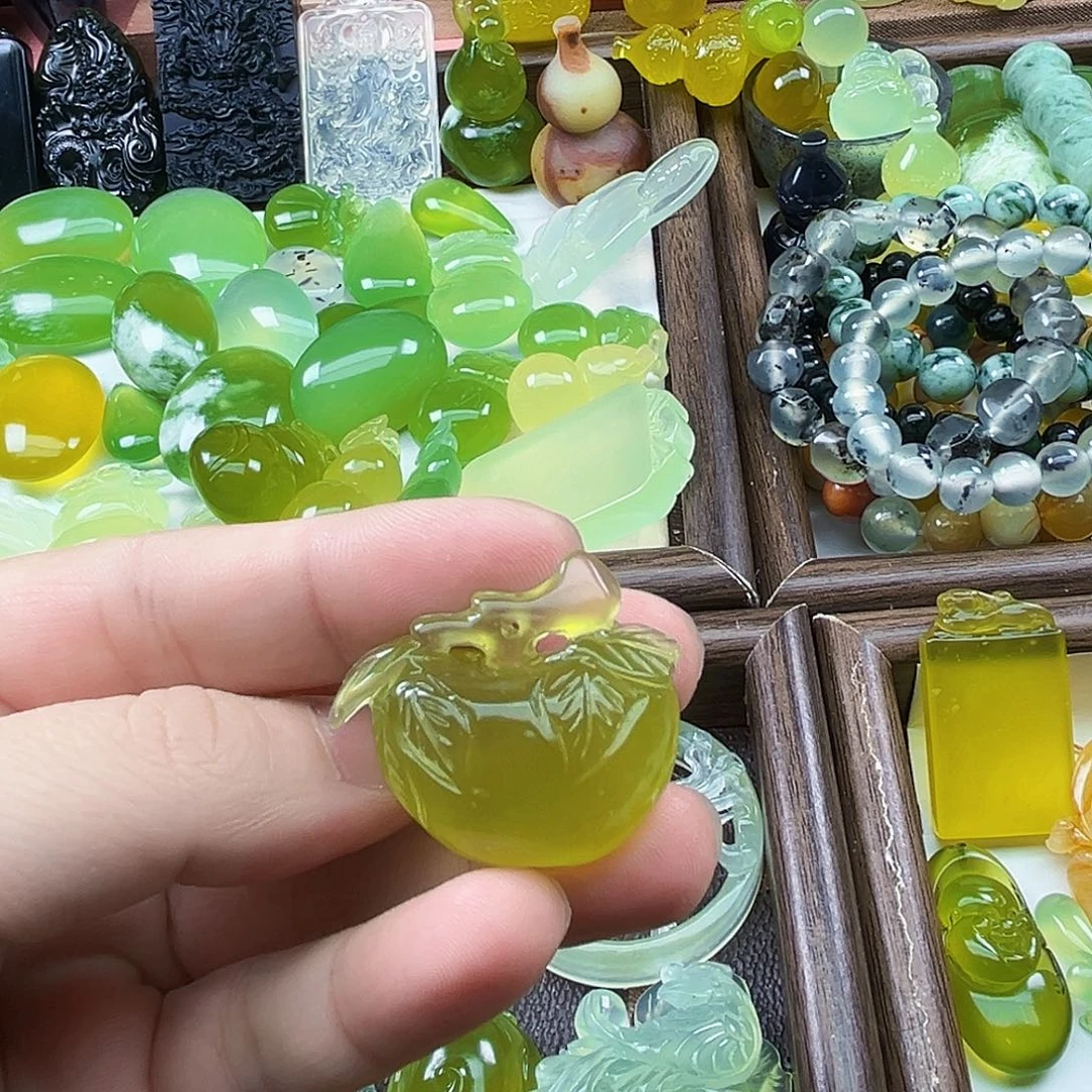 岫玉未镶嵌吊坠(不含链)