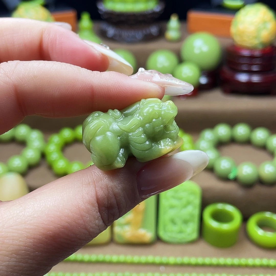 石材夜光石小貔貅