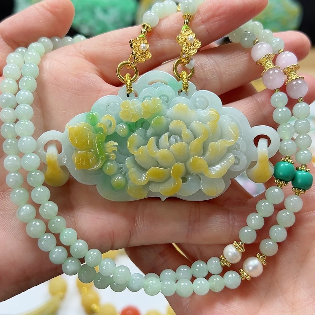 颈饰未镶嵌翡翠吊坠