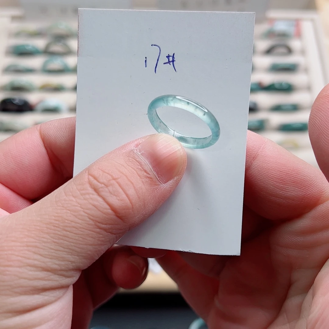 翡翠未镶嵌戒指翡翠