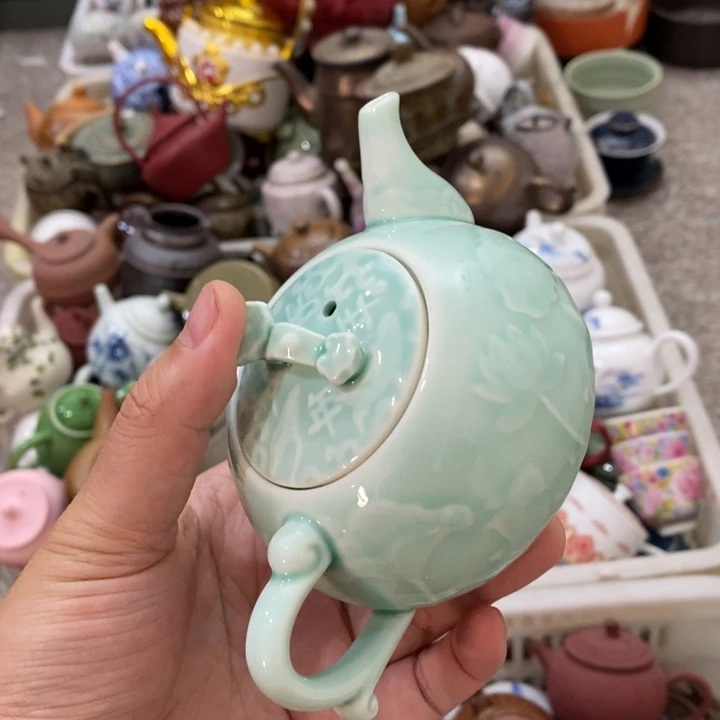 陶瓷艺品及陶瓷壶壶