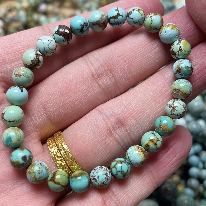 绿松石未镶嵌6.8左右的