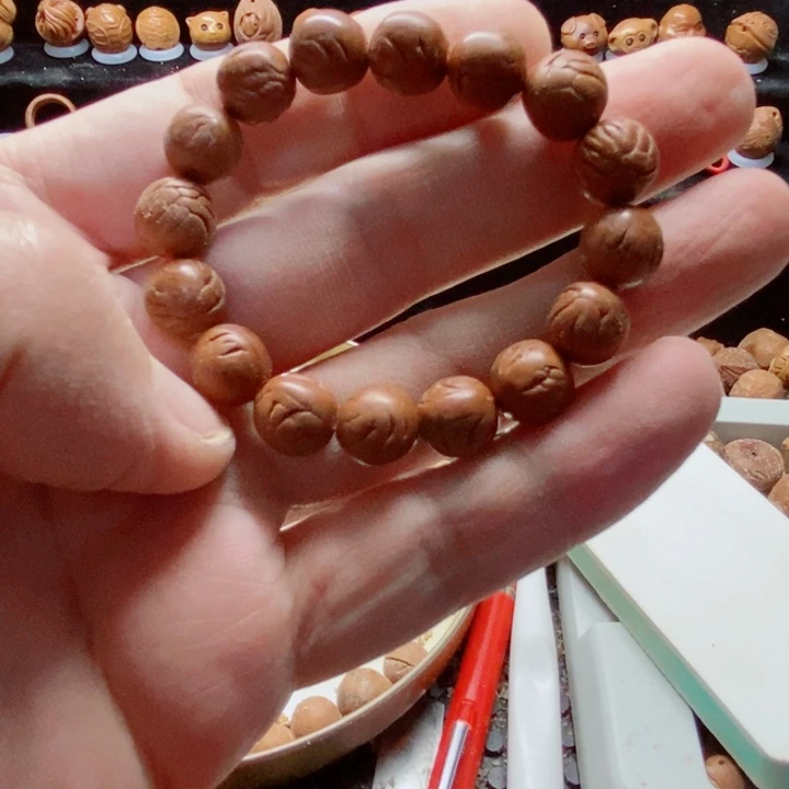 蔓*纯手工打造龙纹光珠手串