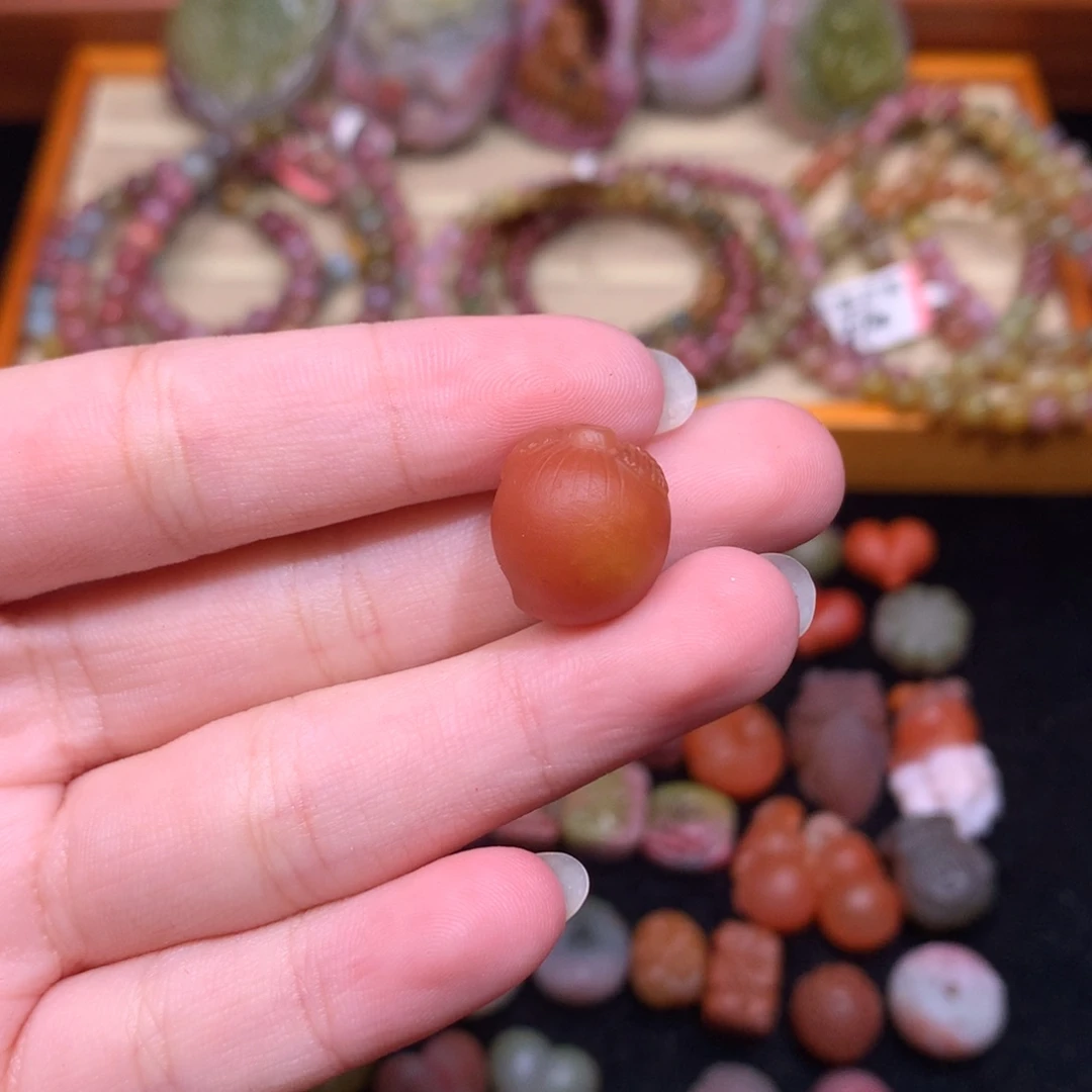 未镶嵌颈饰玛瑙/玉髓