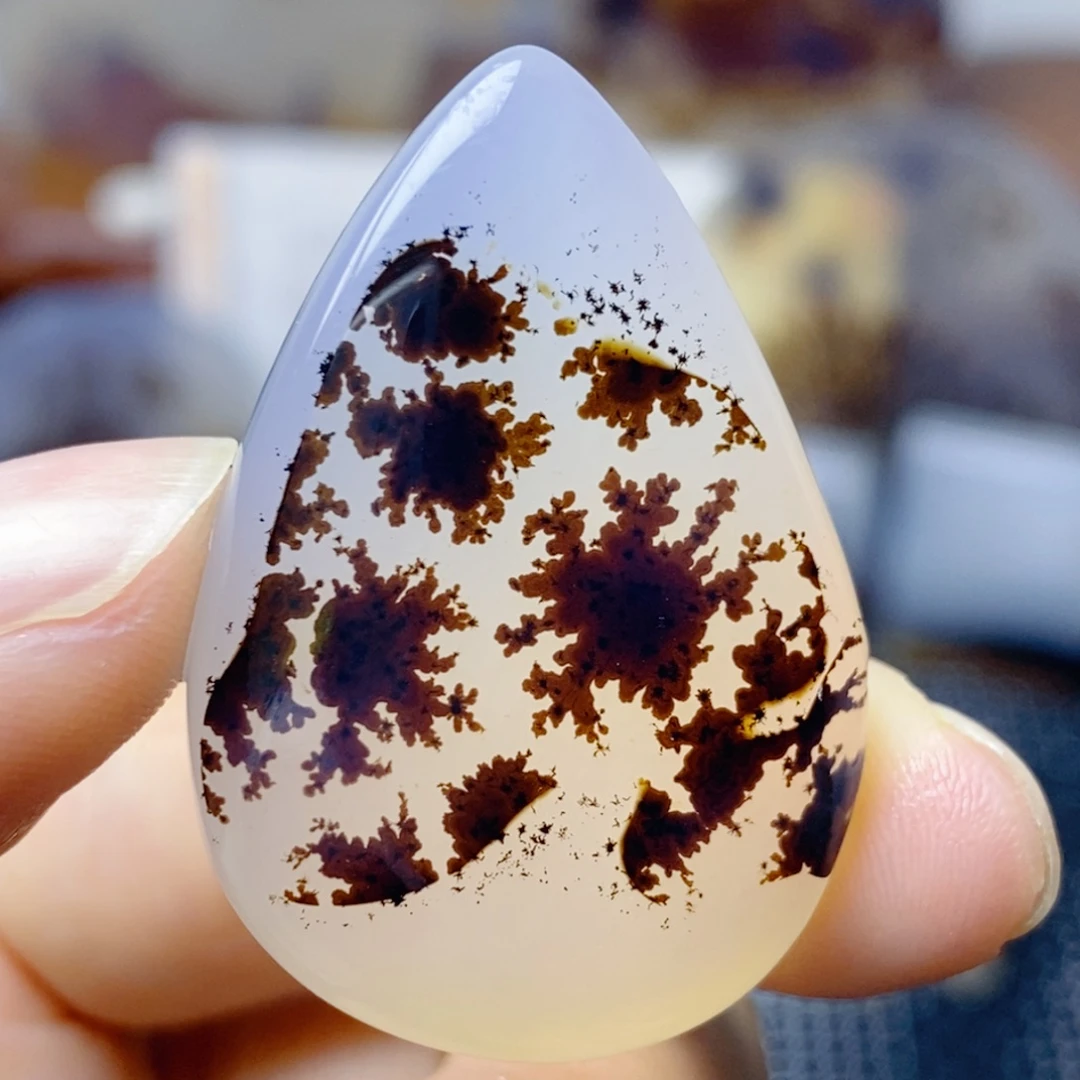 玛瑙/玉髓未镶嵌珠宝奇石