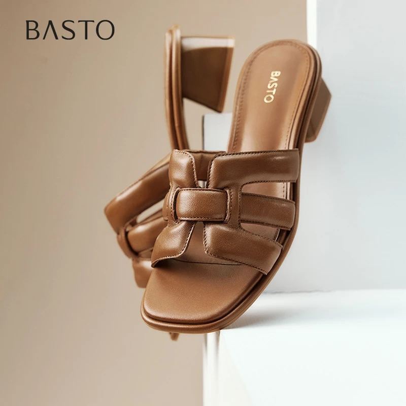 百思图2025夏季新款时尚潮流休闲通勤一字拖粗跟女拖鞋TS110BT5