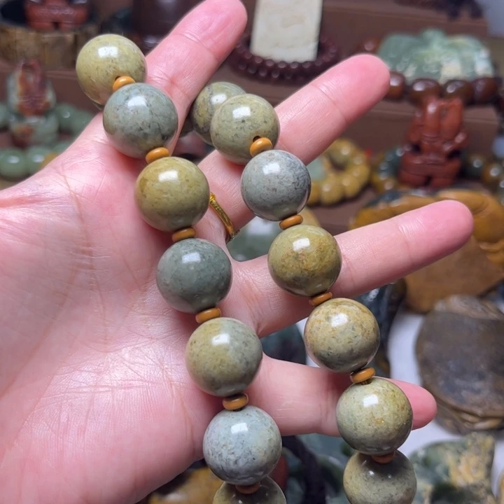 未镶嵌岫岩河磨玉（透闪石质玉）珠宝奇石