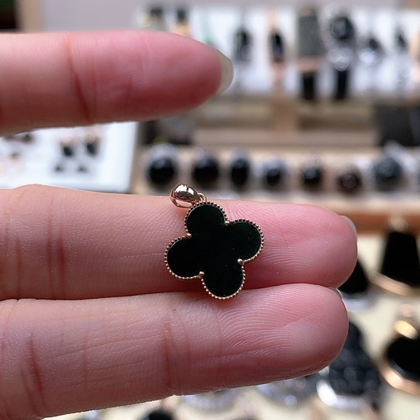 【闪购商品】翡翠吊坠(不含链)18K金镶嵌