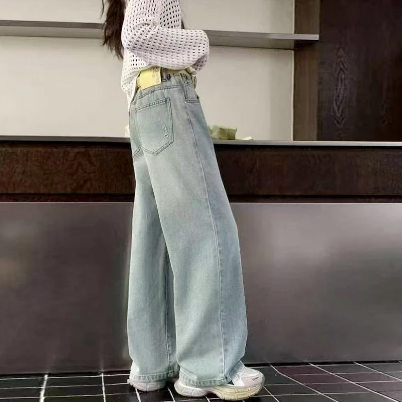 春季新款女童牛仔裤儿童春装直筒百搭长裤宽松显瘦zb5213简约童品