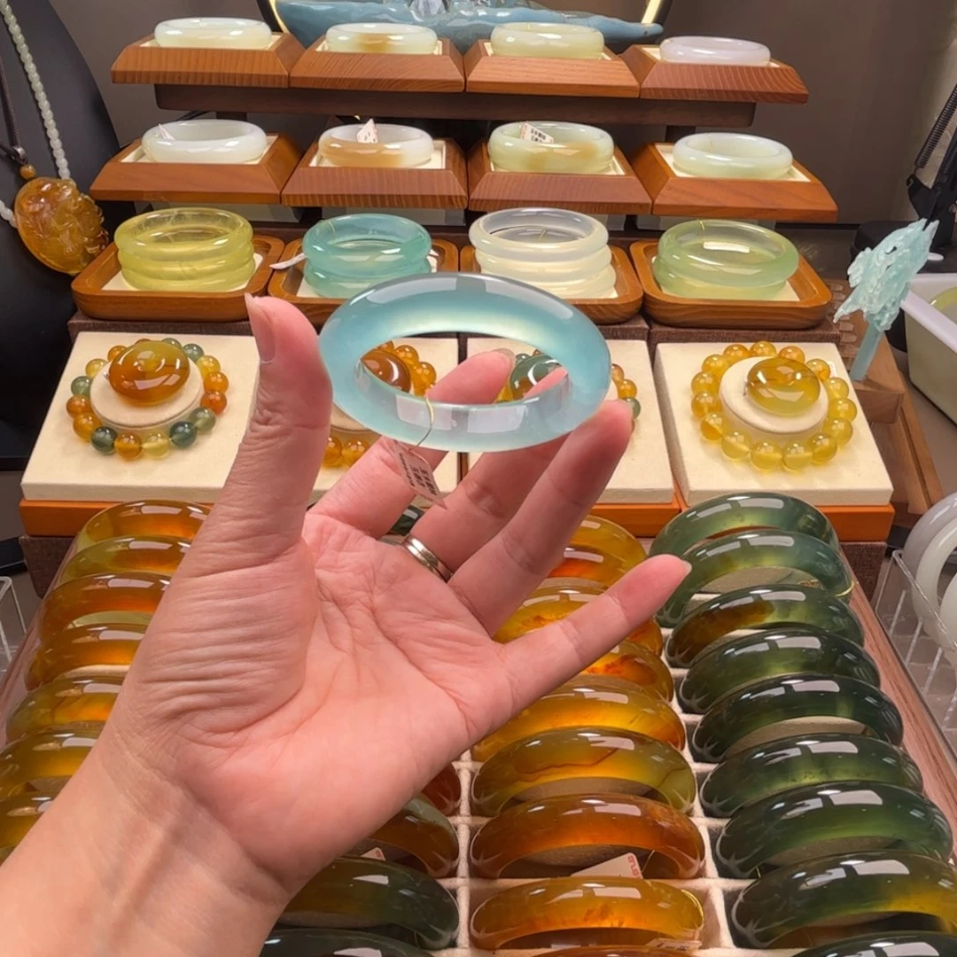 未镶嵌蛇纹石玉50