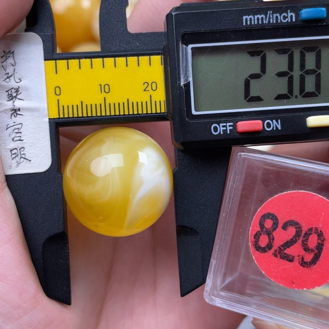 微***光蜜蜡未镶嵌珠宝奇石微瑕
