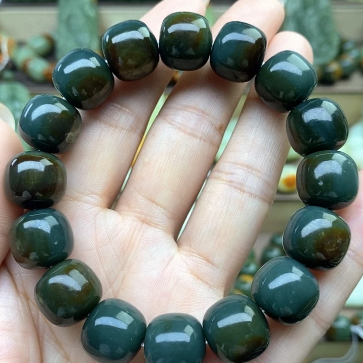 手串未镶嵌透闪石质玉