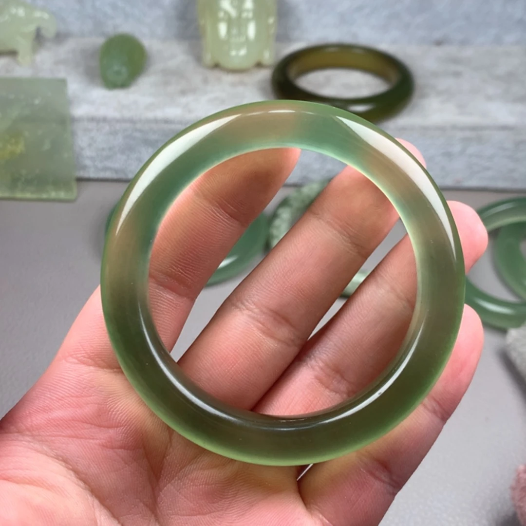 【闪购商品】未镶嵌蛇纹石玉岫玉秀*