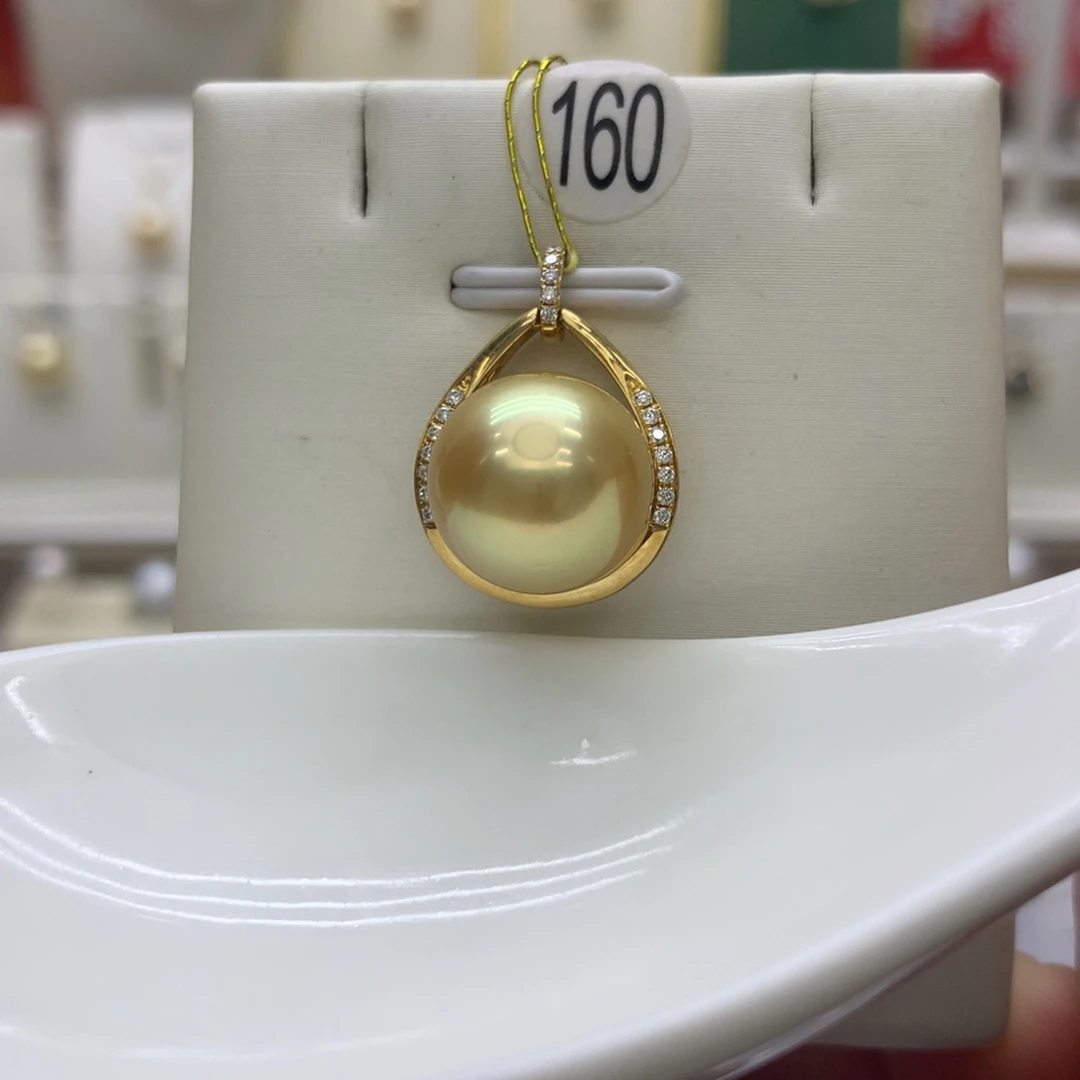 海水珍珠吊坠(不含链)18K金镶嵌