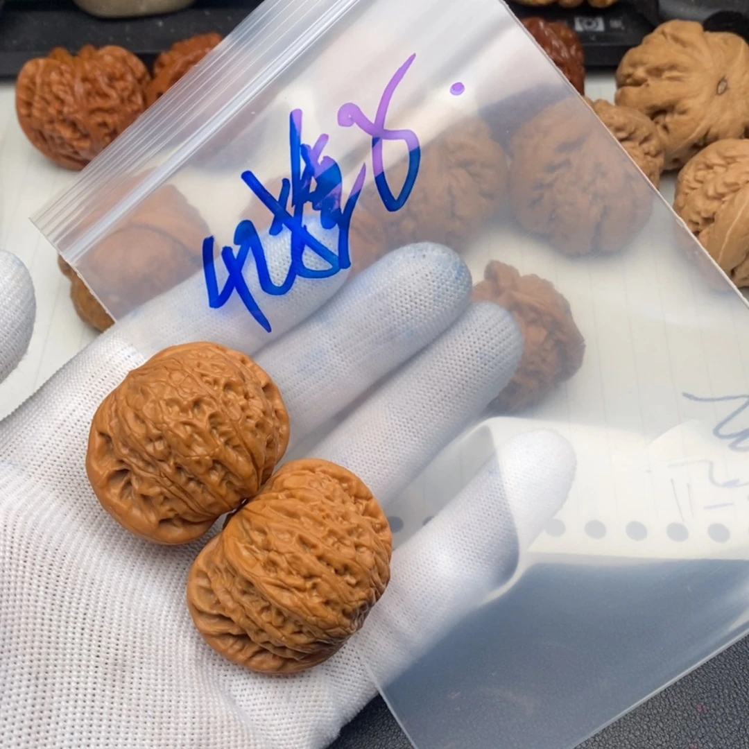 【闪购商品】文玩核桃吊坠铁锤