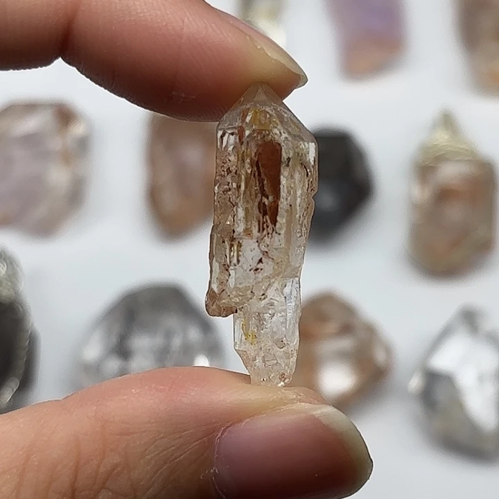 颈饰水晶未镶嵌巴基斯坦油胆闪灵钻33mm+