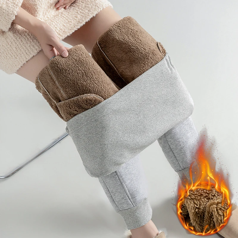 孕妇运动裤加绒裤子秋冬季2024新款加厚羊羔绒卫裤显瘦束脚哈伦裤
