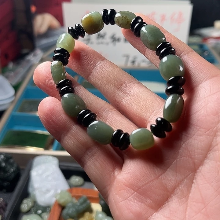 和田玉未镶嵌珠宝半成品