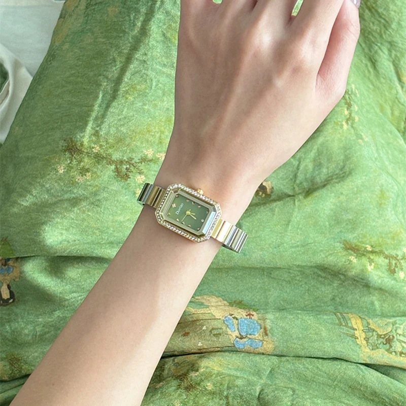 【女神专属】高级绿色轻奢气质方形镶钻女士小绿表