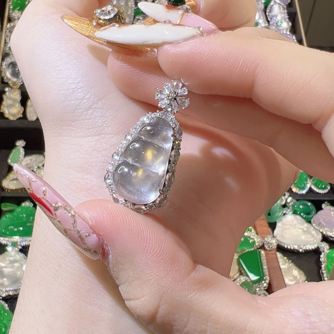 石英质玉颈饰银S925镶嵌