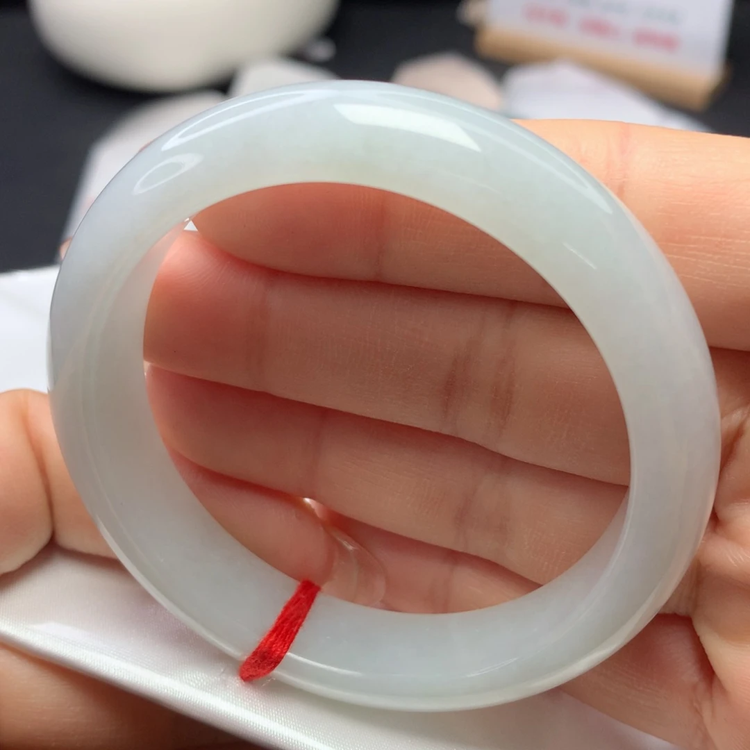 翡翠手镯未镶嵌54545555