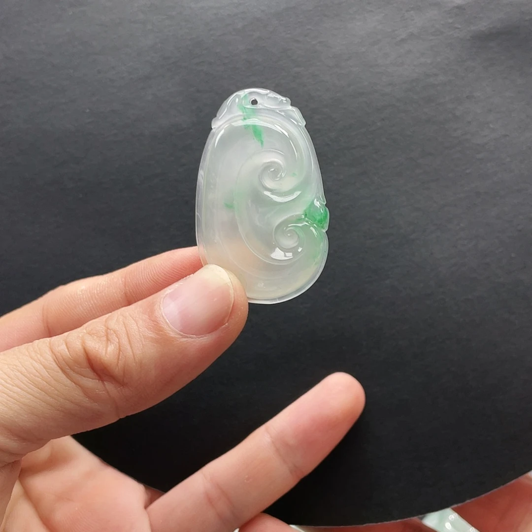 繁***点石英质玉未镶嵌颈饰40.2