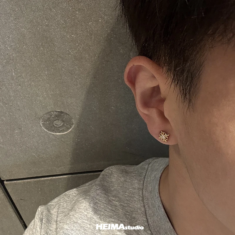 925银耳饰 原创莫桑钻十字花纯银耳钉防过敏耳环男女单只痞帅耳饰