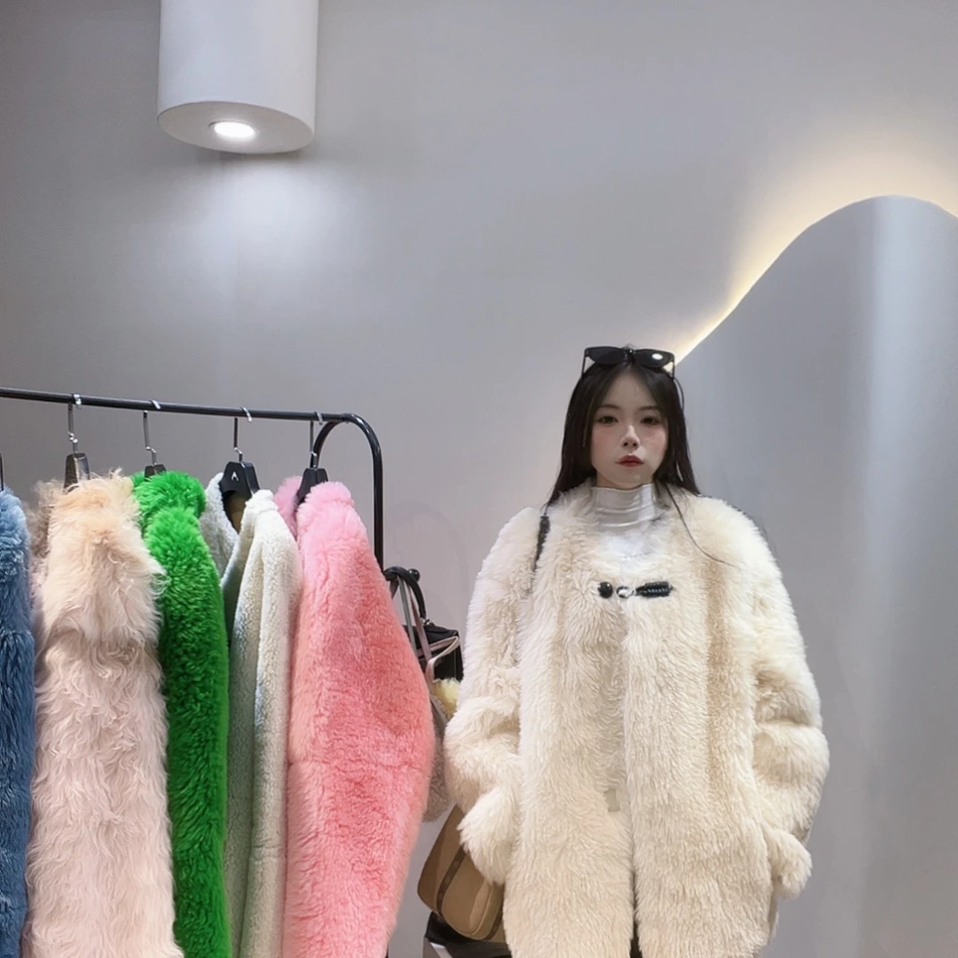 只***浅真皮皮毛一体外套223-3356