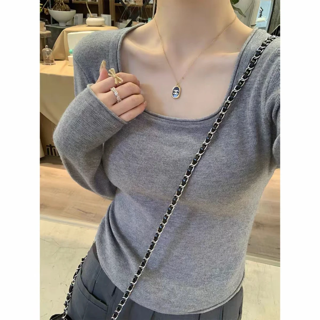 【现货】秋季方领露锁骨打底衫女卷边修身小个子短上衣内搭针织毛衣