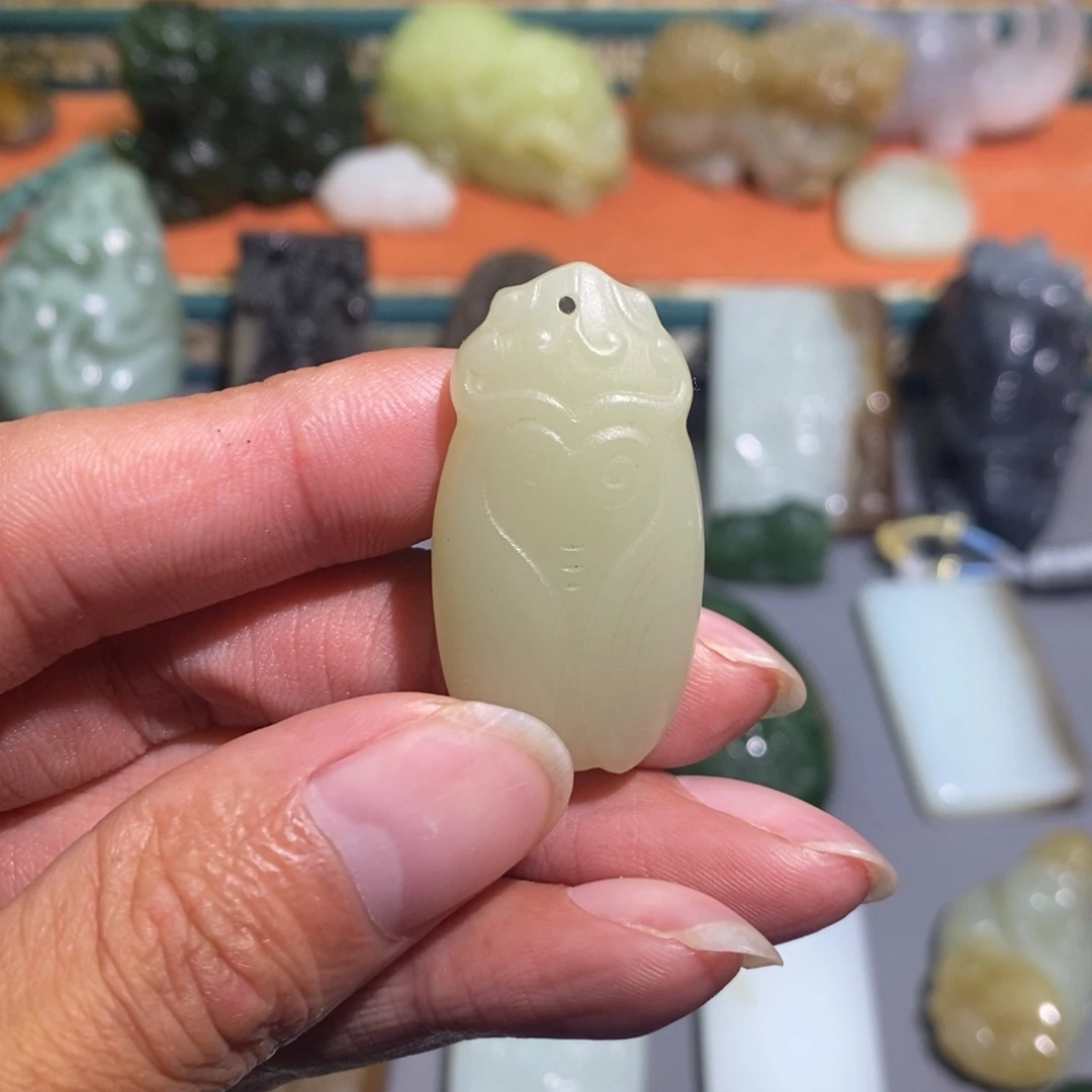 和田玉未镶嵌挂件