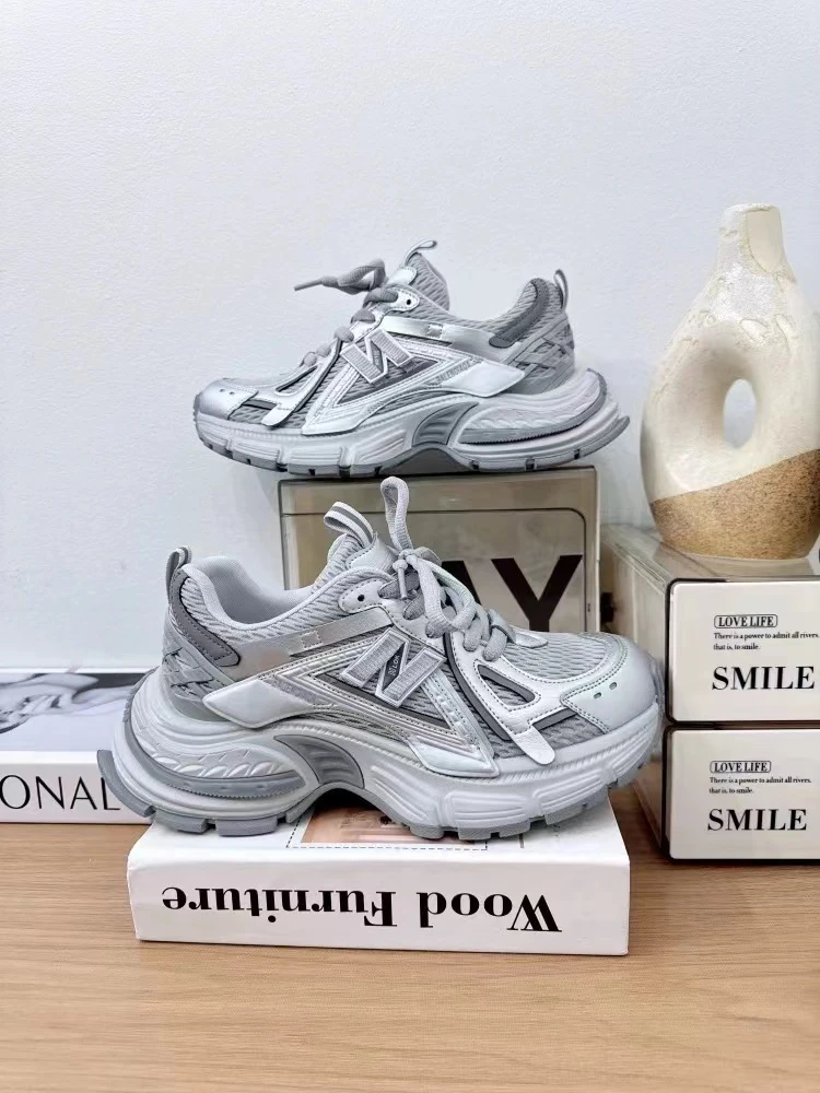 2025夏季巴黎欧洲站新款厚底休闲时尚百搭轻便透气老爹鞋5508