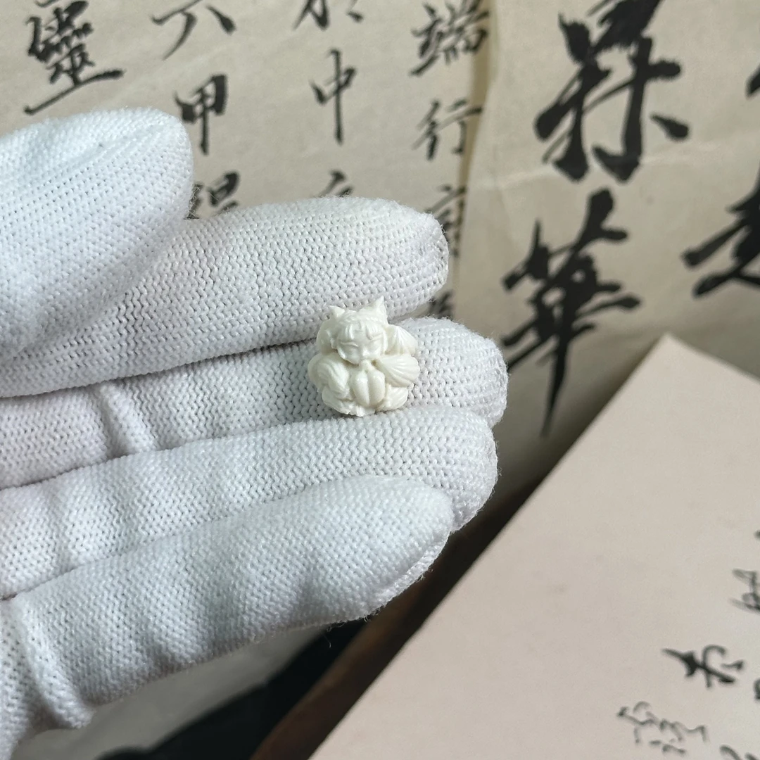 D823天然猛犸九尾狐配珠配饰