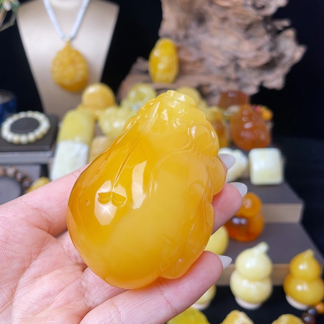 琥珀未镶嵌珠宝奇石