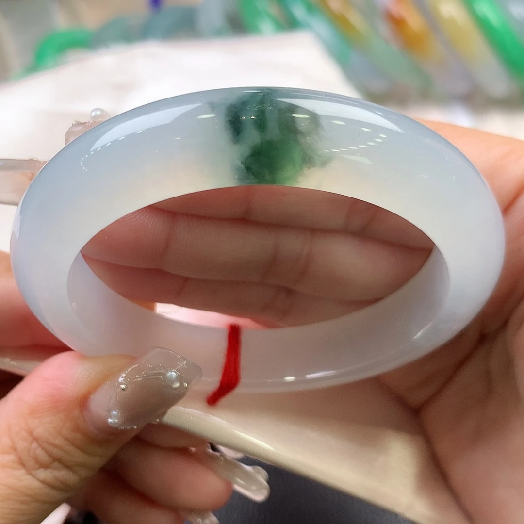 翡翠未镶嵌手镯54.6正圈