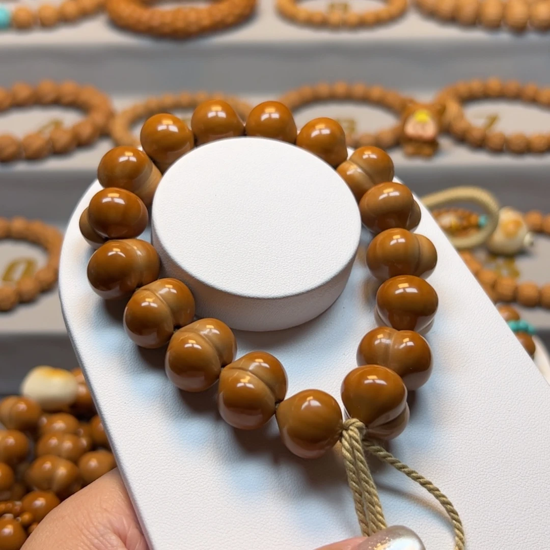 橘***i猴头核桃手串17.4精品屁桃福利