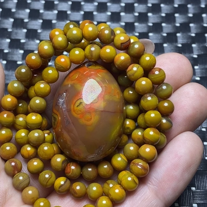 玛瑙/玉髓颈饰未镶嵌自*舰