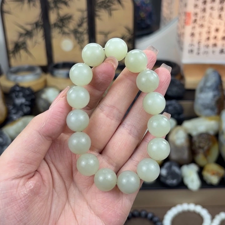 和田玉未镶嵌手链