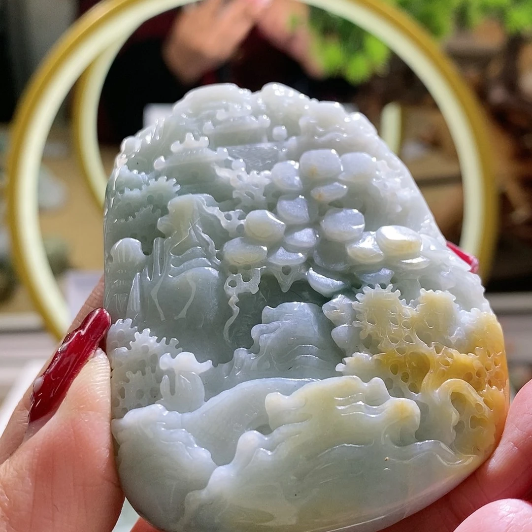 【闪购商品】翡翠颈饰未镶嵌山水