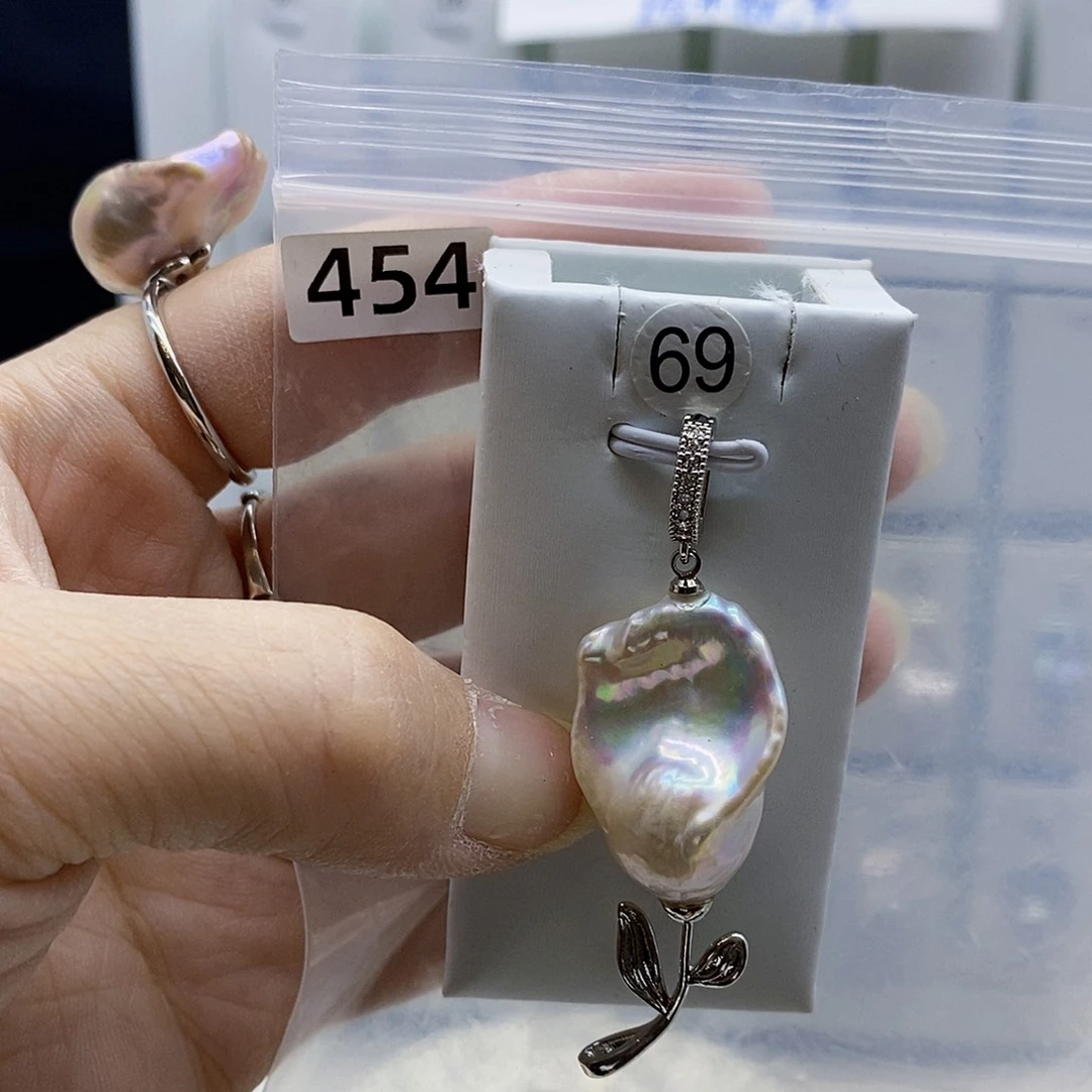 颈饰合金淡水珍珠