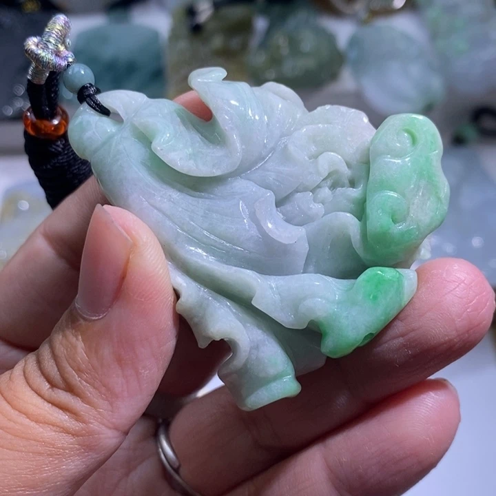 【闪购商品】颈饰未镶嵌翡翠菜