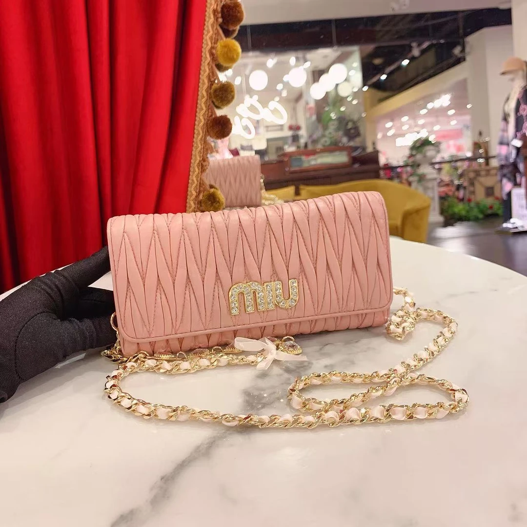 95新 MIU MIU/缪缪 缪缪长款钱包褶皱钻石粉色金扣羊皮/85354070