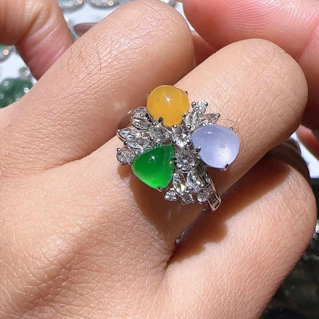 【闪购商品】18K金镶嵌戒指翡翠天然