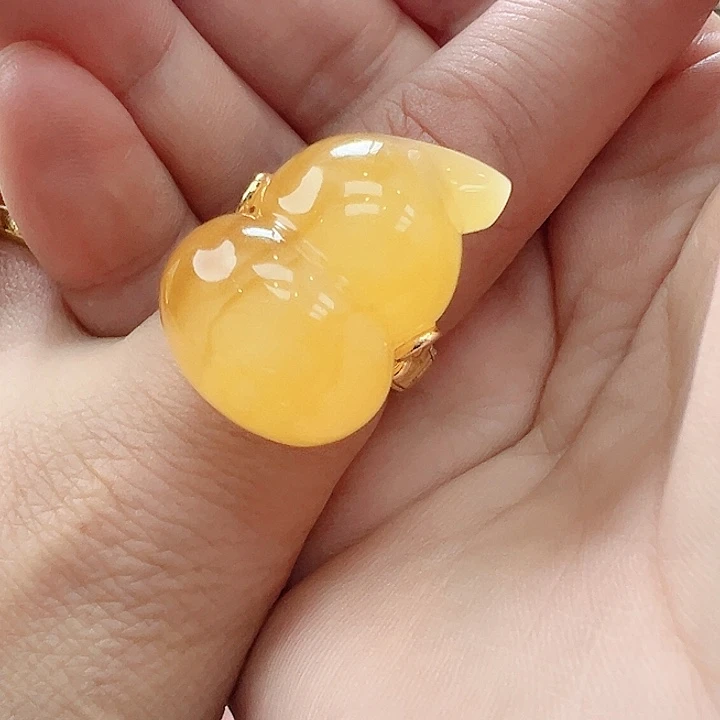琥珀未镶嵌珠宝奇石